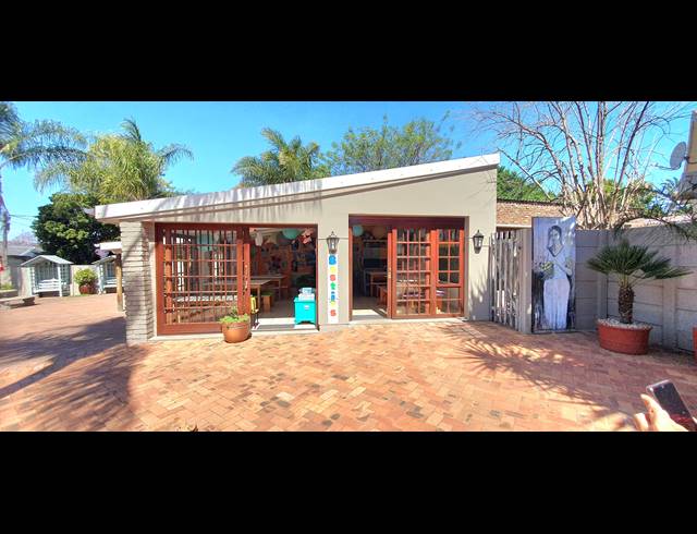 3 BEDROOM HOUSE FOR SALE IN LEVYVALE